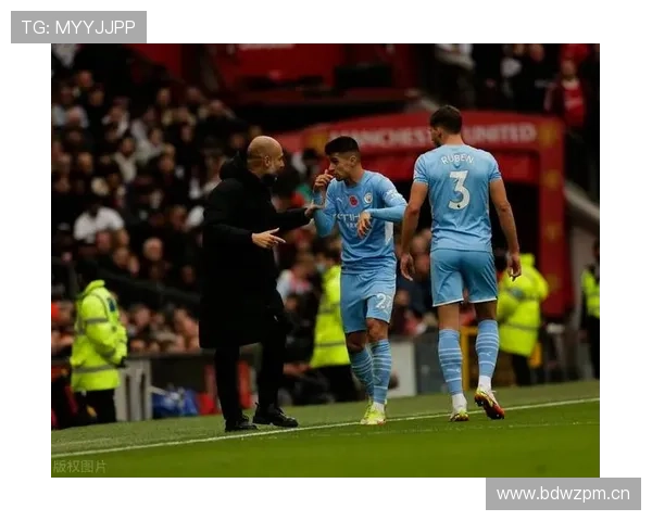 若昂·坎塞洛：英超冠军主力边后卫